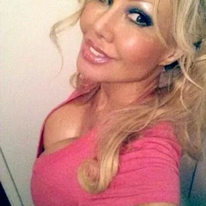 Cougars Liberais para Encontrar, grupo porno do Telegram